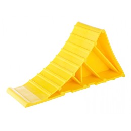 Plastic foundation wedge